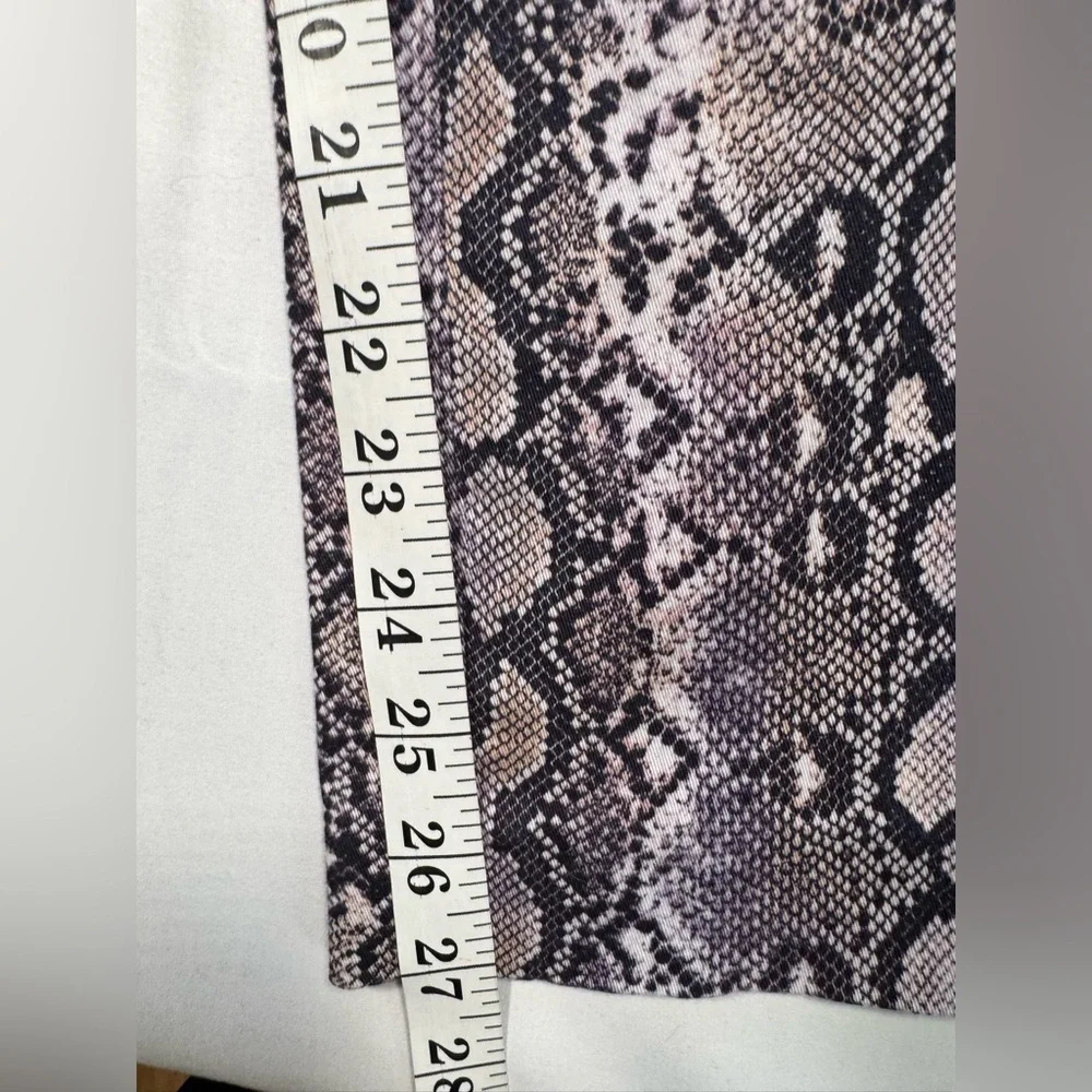 Michael by Michael Kors Black, purple and Gray Snake crop Print Pants
